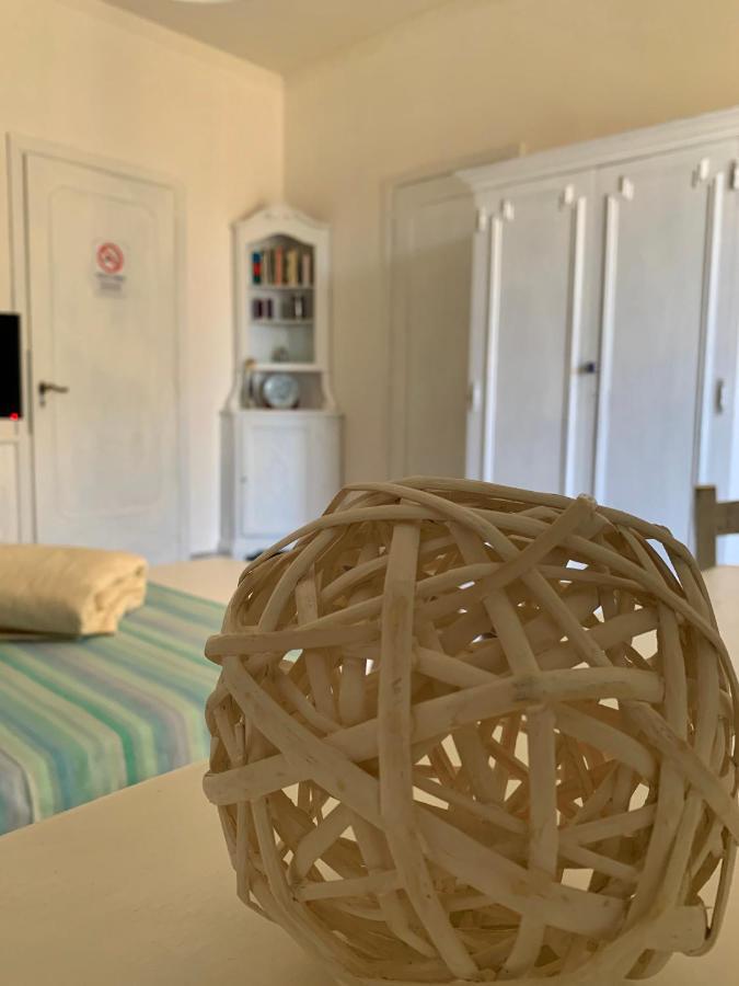 Larala' Bed & Breakfast Лече Екстериор снимка