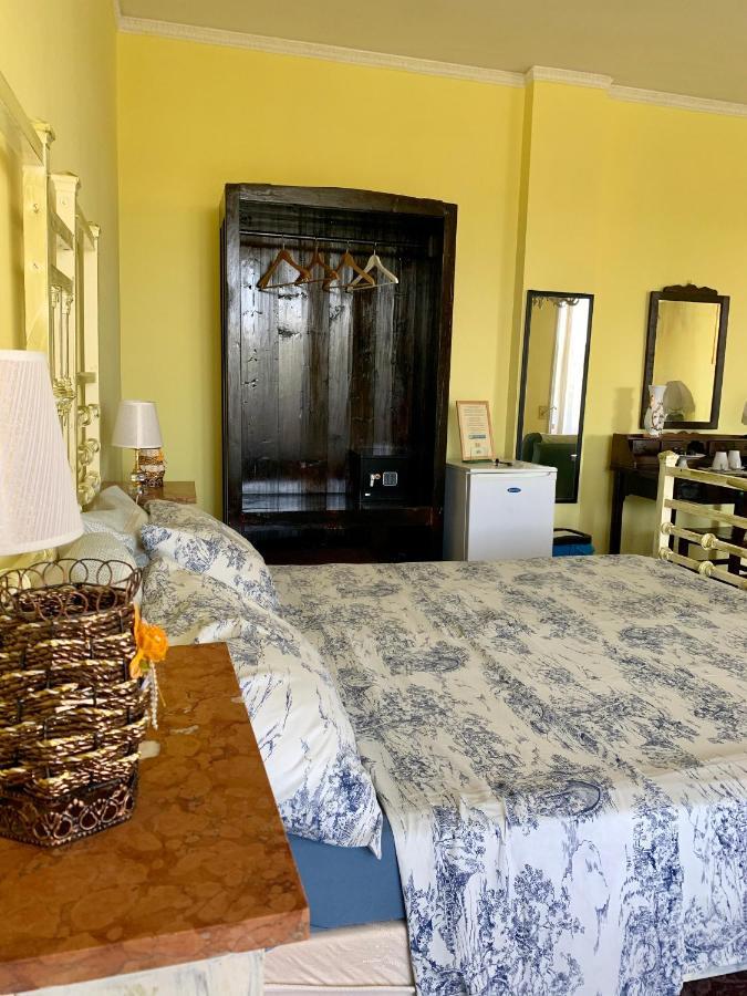 Larala' Bed & Breakfast Лече Екстериор снимка