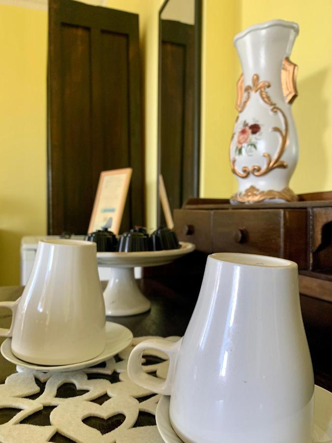 Larala' Bed & Breakfast Лече Екстериор снимка